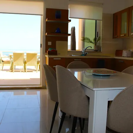 Beautiful 2 Floor Penthouse With Fabulous Views