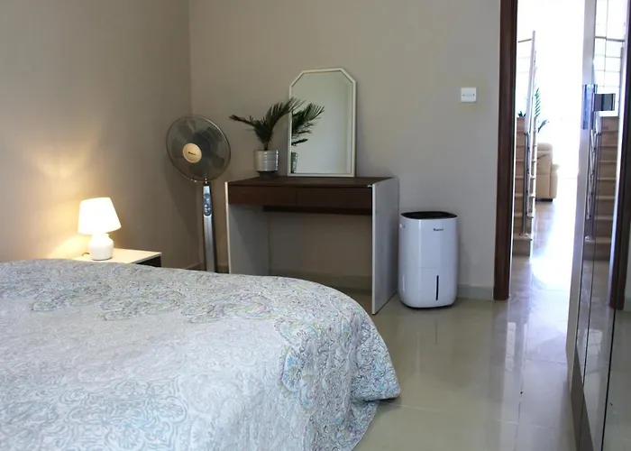 Beautiful 2 Floor Penthouse With Fabulous Views Is-Swieqi